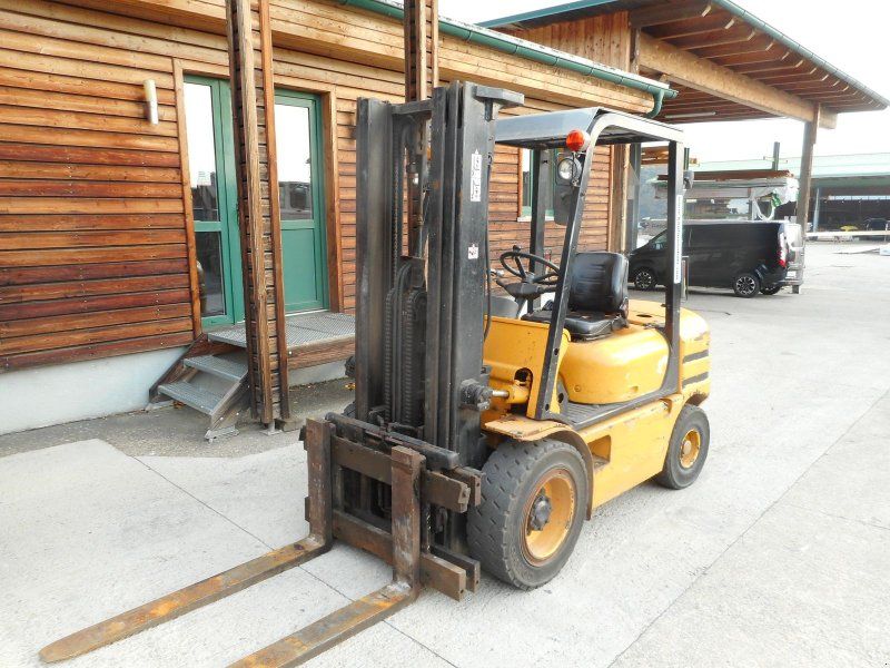 Hyundai HDF30II Tripl 4,7m + Seitenschieber