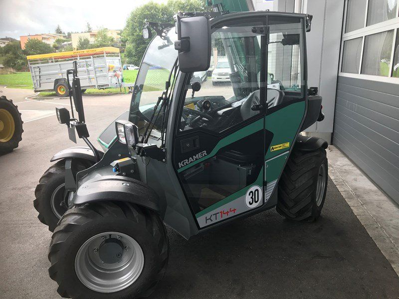 Kramer KT 144