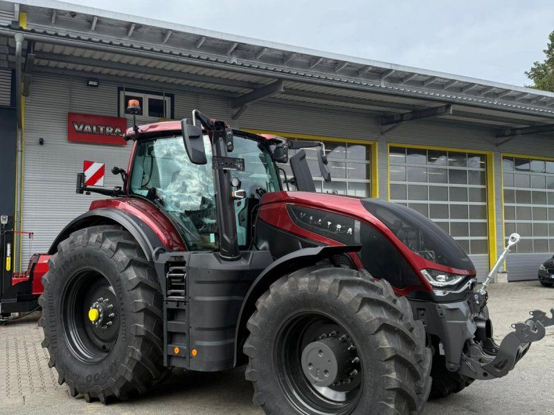Valtra S416 Vorführer