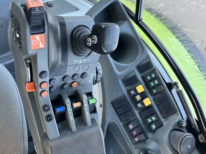 Claas ARION 530 CMATIC S5 LS 30+