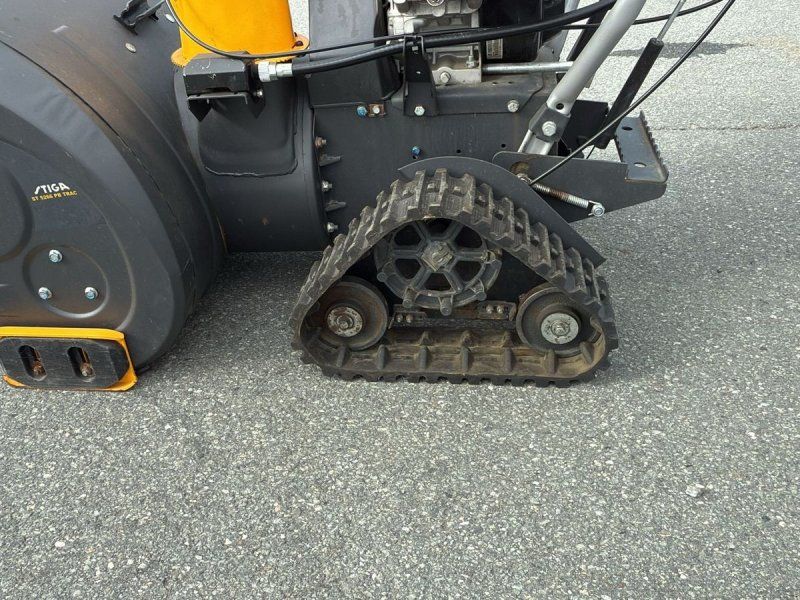 Stiga ST 401 Schneefräse mit Raupenantrieb