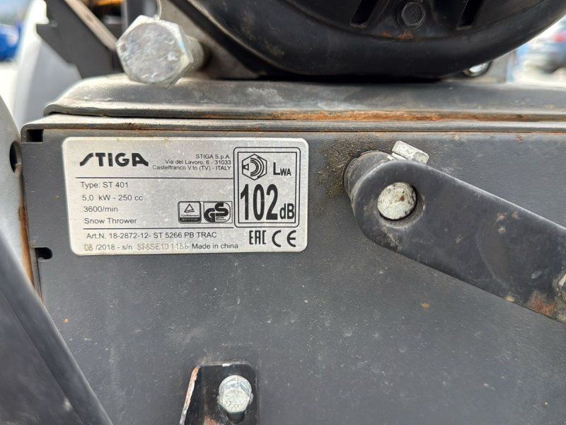 Stiga ST 401 Schneefräse mit Raupenantrieb