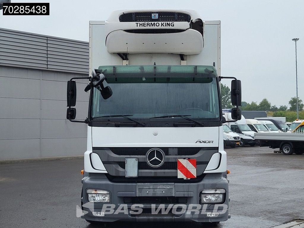 Mercedes Axor 1833 4X2 Thermo-King T-1200R Manual 2000kg Ladebordwand Euro 5