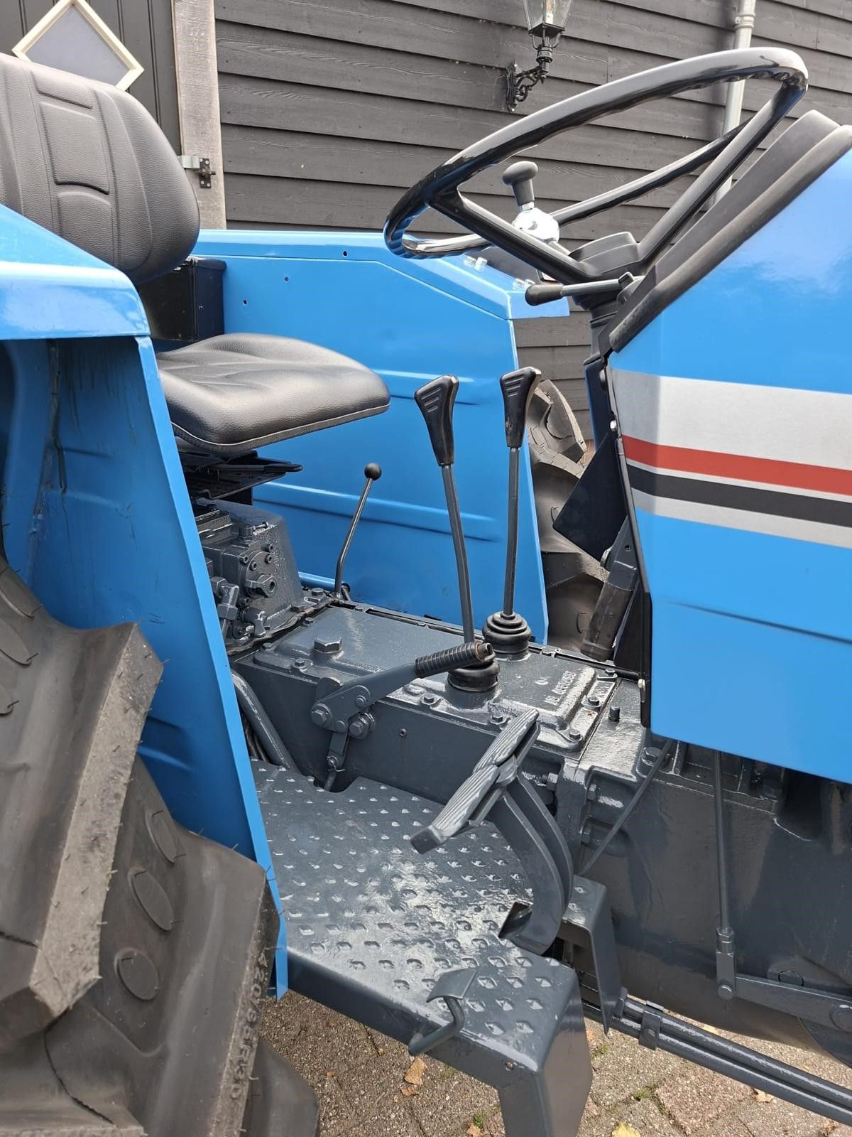 LANDINI 5830 NIEUWSTAAT