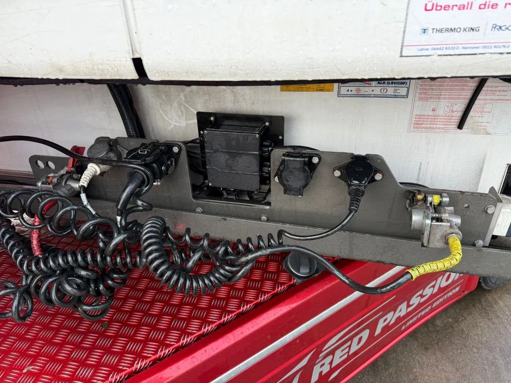LAMBERET Thermo King SLXi Spectrum Multi-temp Trennwand Palletkisten