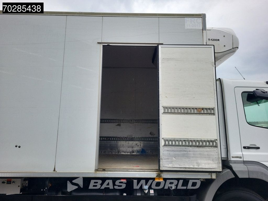Mercedes Axor 1833 4X2 Thermo-King T-1200R Manual 2000kg Ladebordwand Euro 5