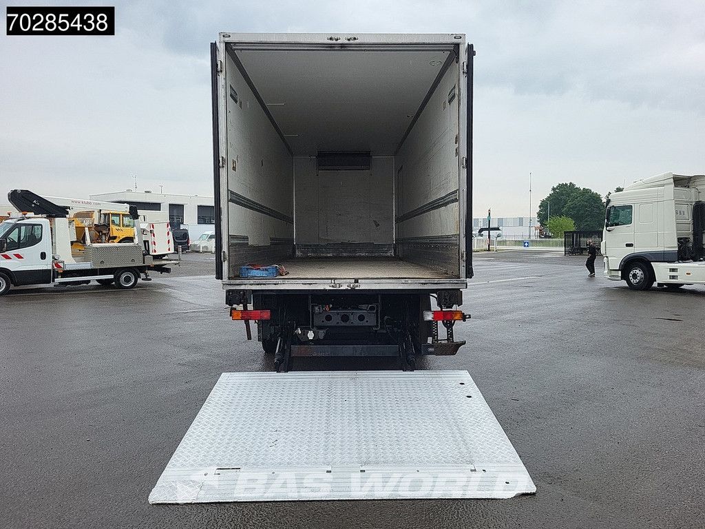 Mercedes Axor 1833 4X2 Thermo-King T-1200R Manual 2000kg Ladebordwand Euro 5