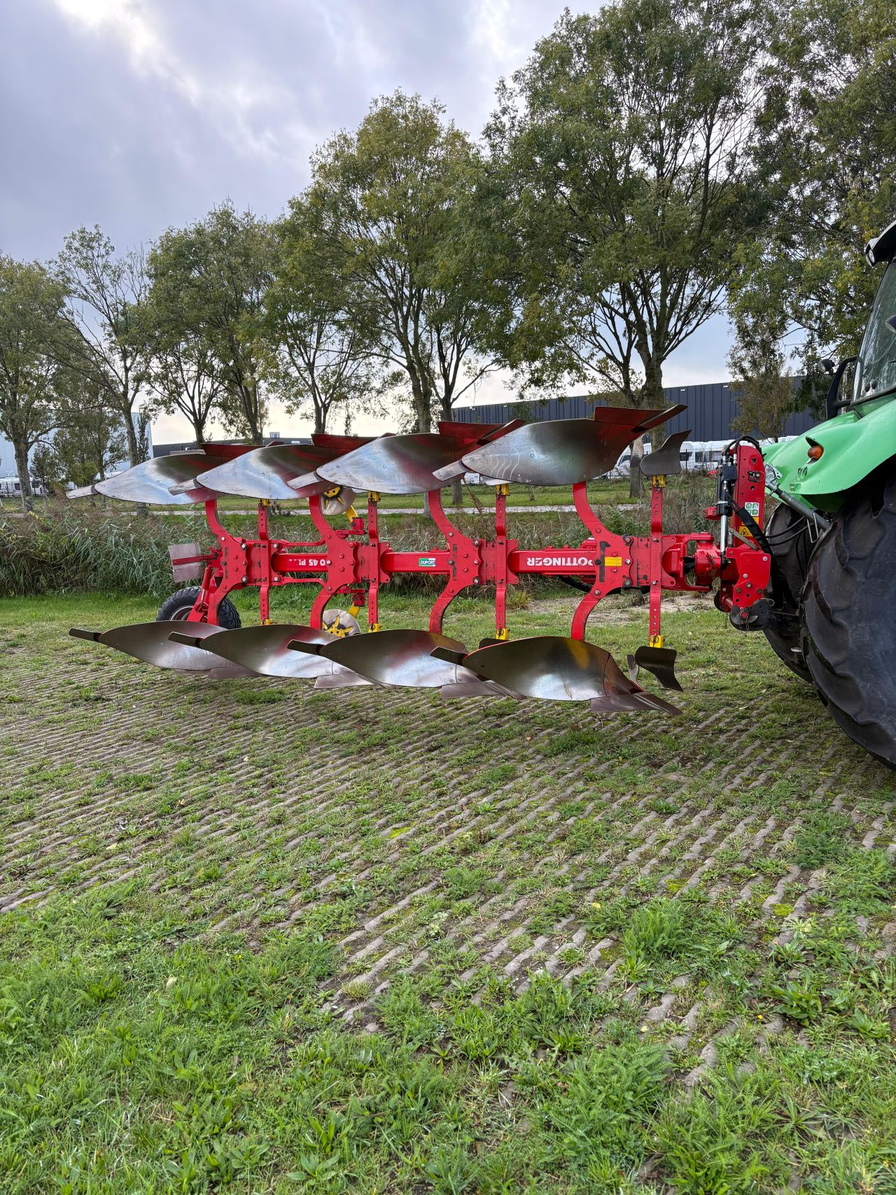 Pöttinger 4 schaar ploeg