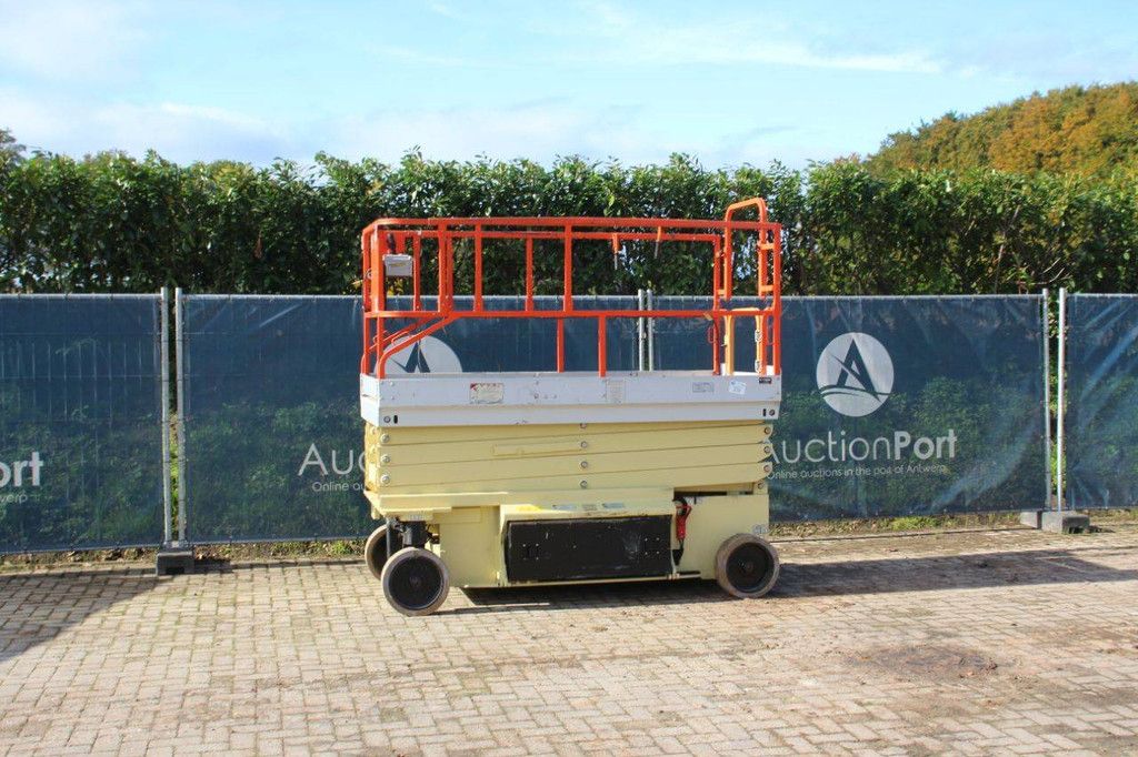 Scherenbühne JCPT9.5 Elektrisch 11,5 m 2008