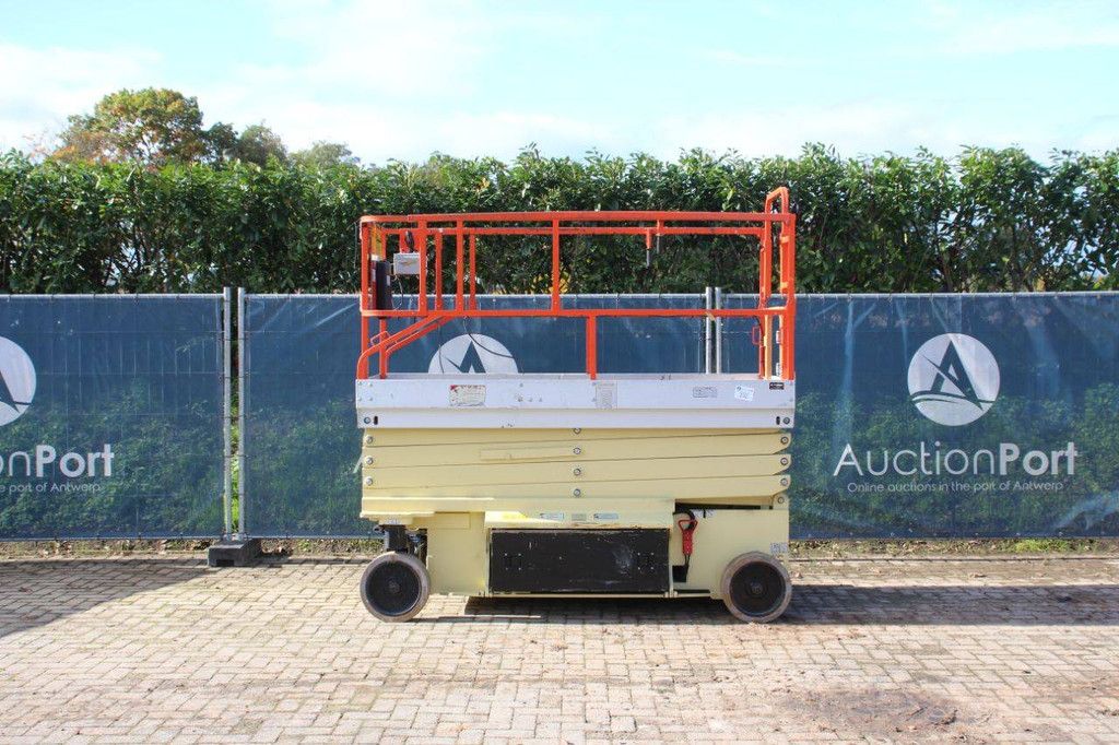 Scherenbühne JCPT9.5 Elektrisch 11,5 m 2008