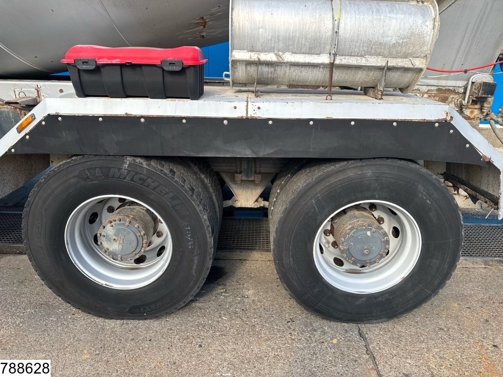 DAF CF 410 8x4, EURO 5, 10M3, Leaf spring suspension