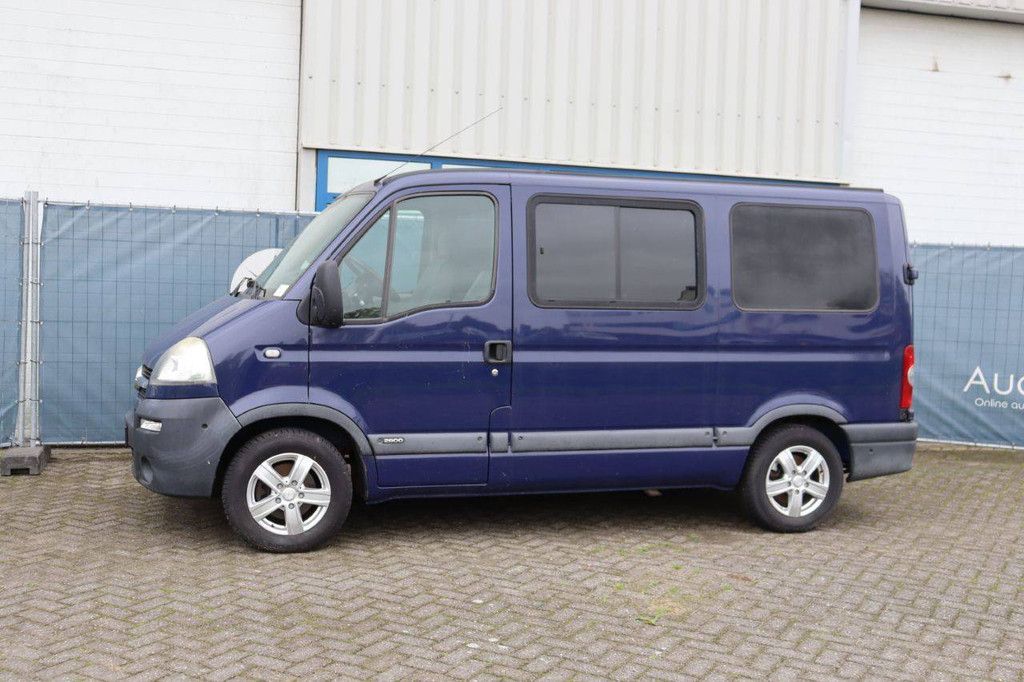 Van Opel Movano 2.5 CDTI Diesel 101hp 2010 Disabled (Margin)