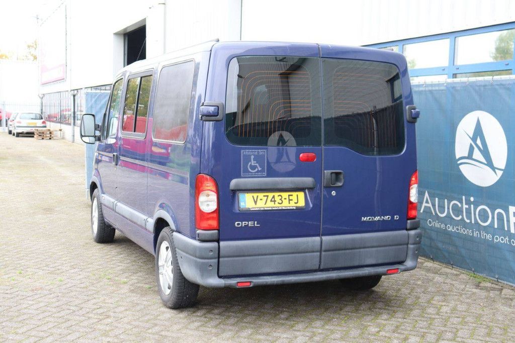 Van Opel Movano 2.5 CDTI Diesel 101hp 2010 Disabled (Margin)