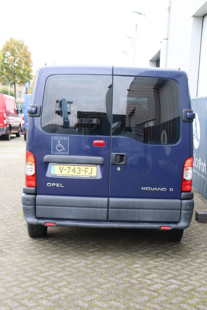Van Opel Movano 2.5 CDTI Diesel 101hp 2010 Disabled (Margin)