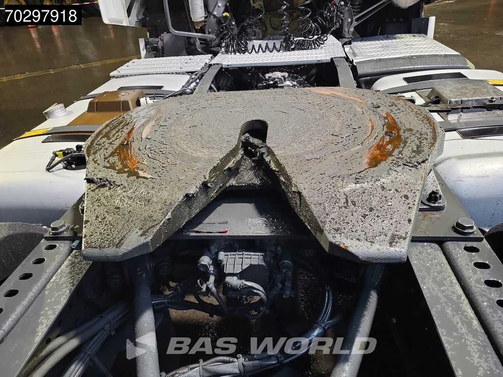 Mercedes Actros 1845 4X2 StreamSpace 2xTanks Standklima Navi Euro 6