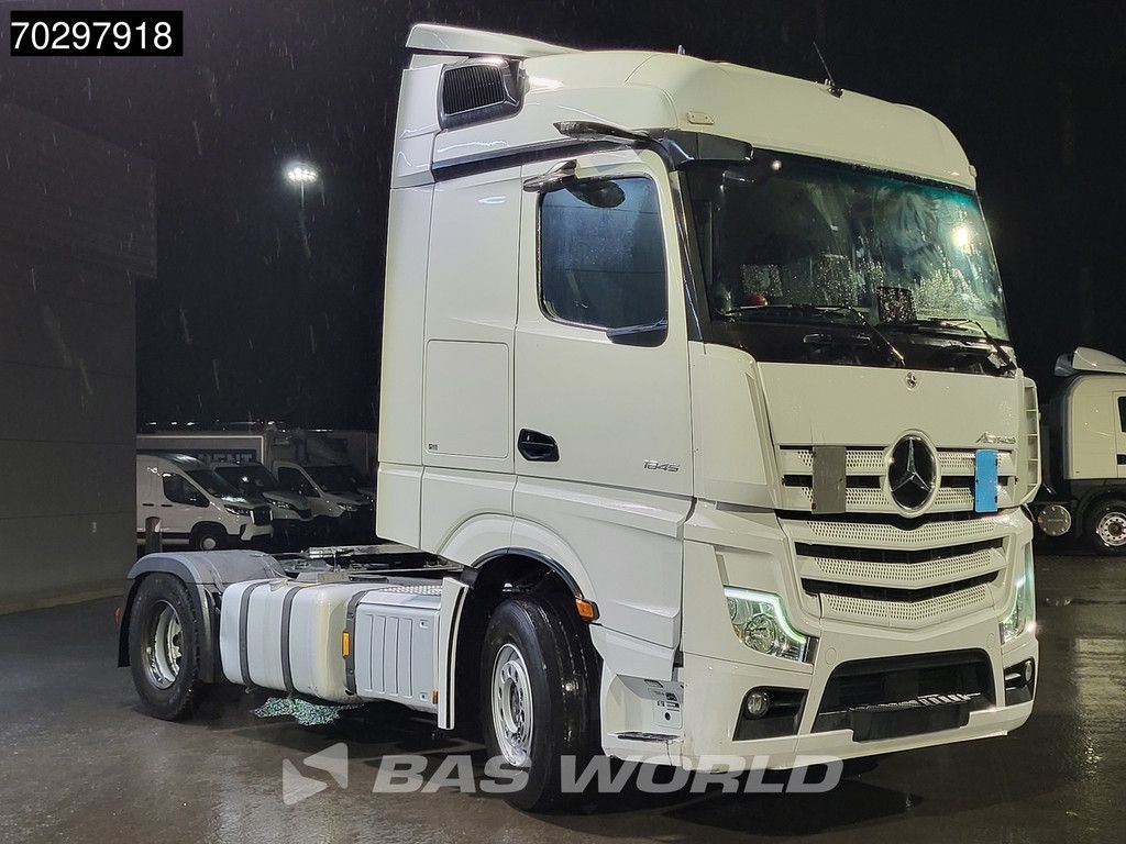 Mercedes Actros 1845 4X2 StreamSpace 2xTanks Standklima Navi Euro 6