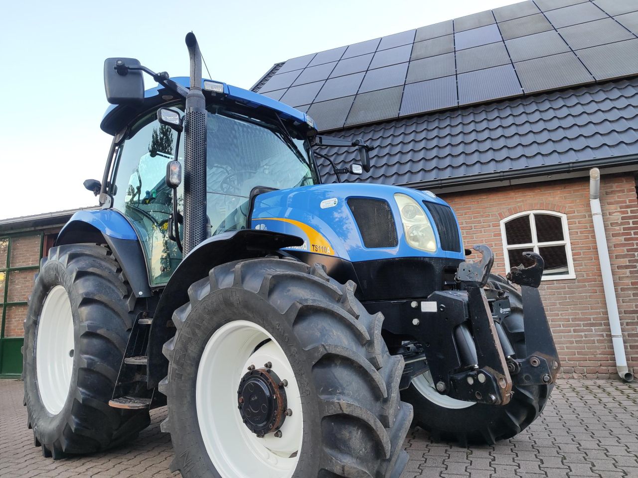 New Holland TS 110 A