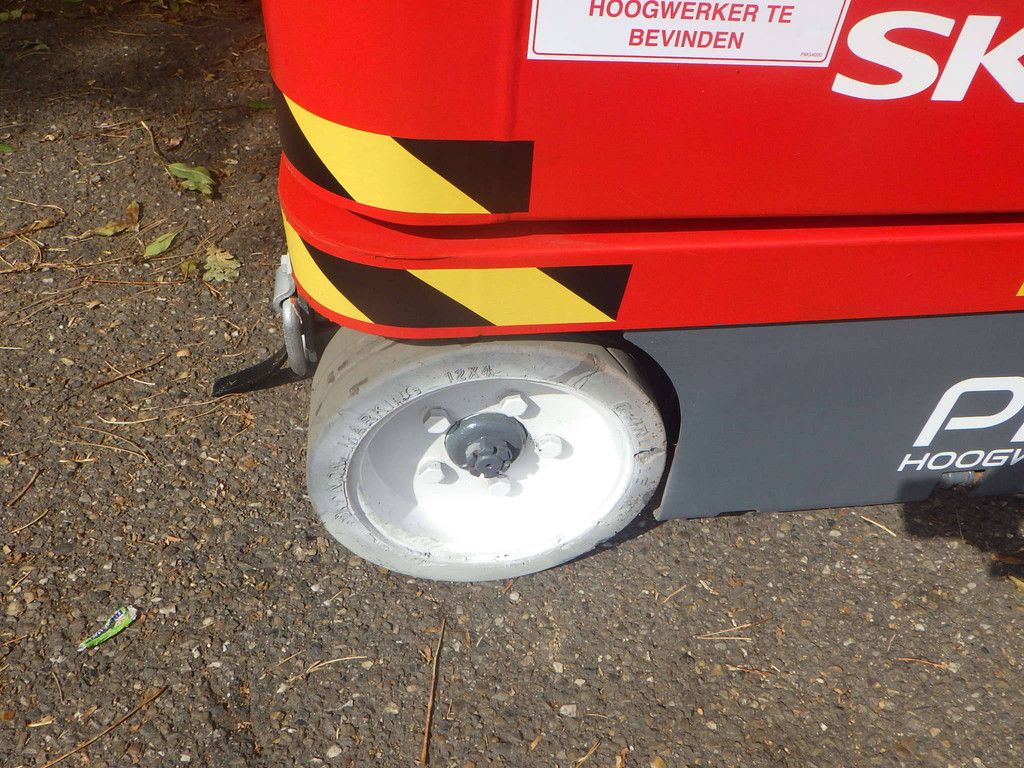 Skyjack SJ16 Electric Mast Lift 6.75m 2013