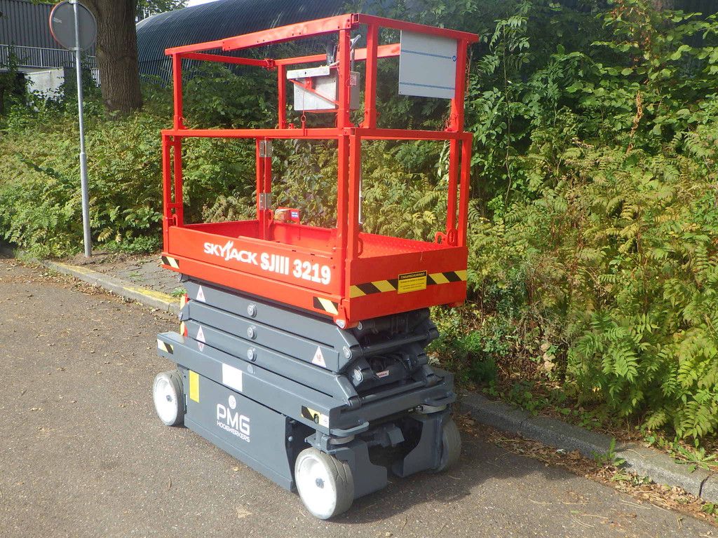 Scherenbühne Skyjack SJ3219 Elektro 7,81m 2017