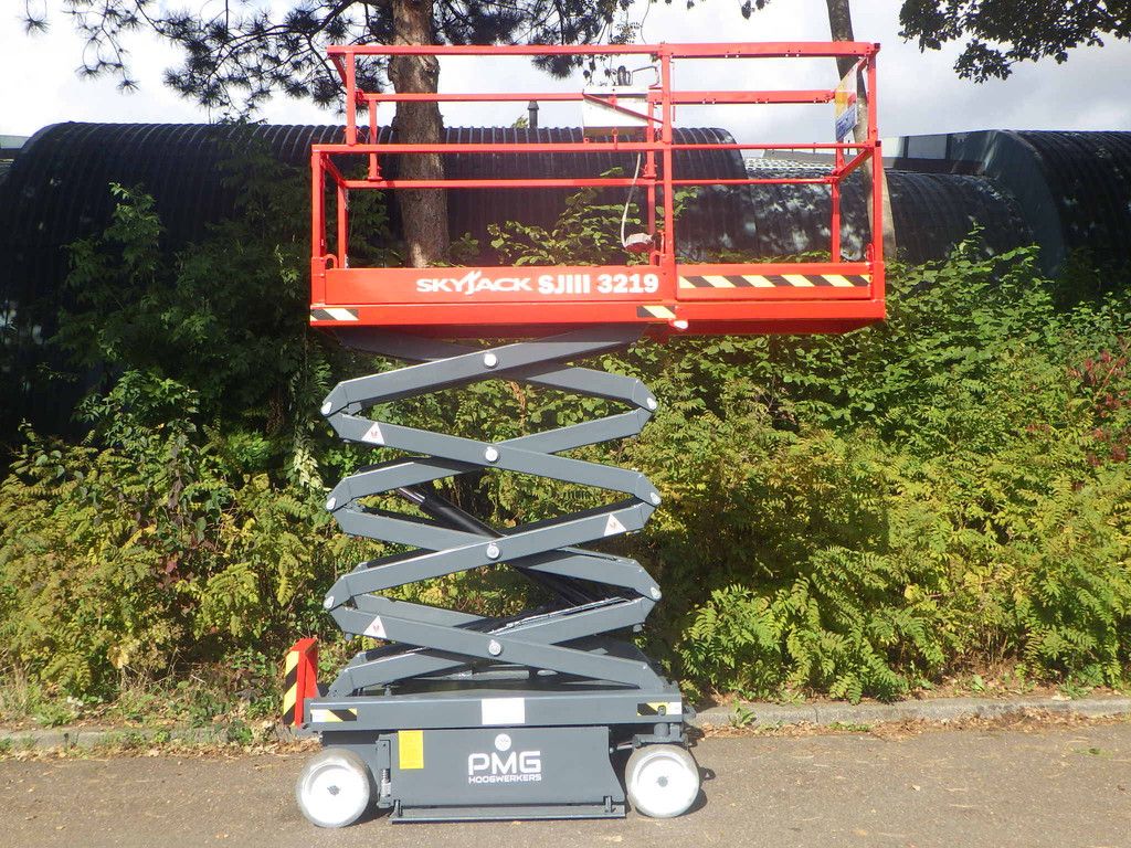 Scherenbühne Skyjack SJ3219 Elektro 7,81m 2017