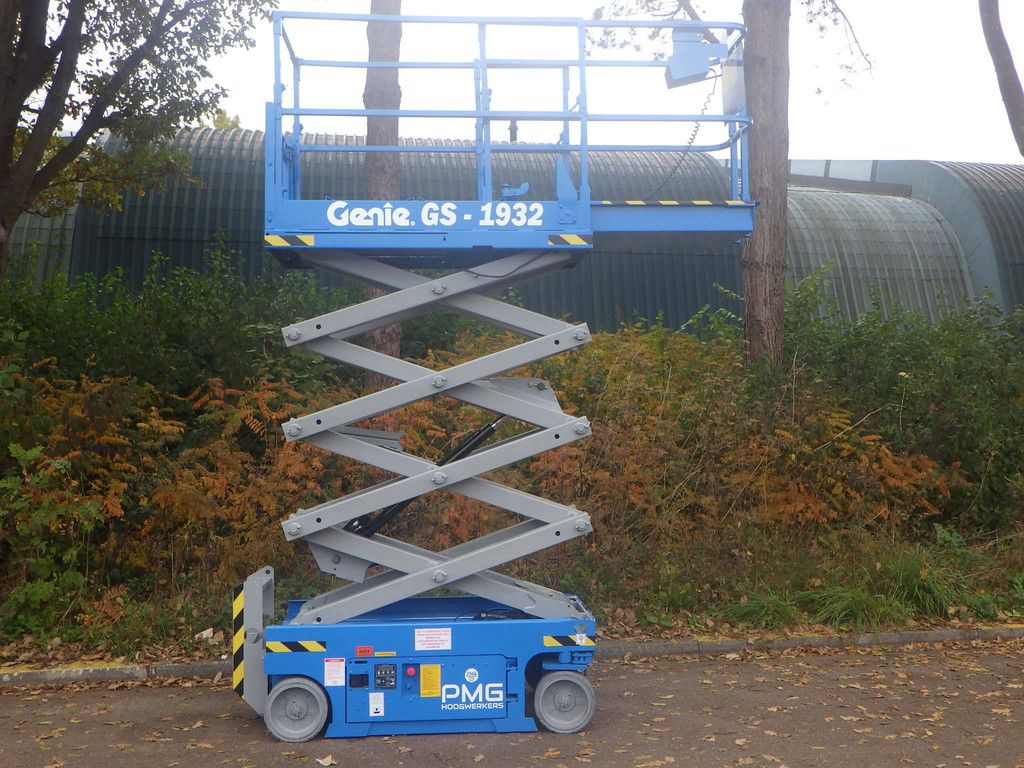 Genie GS-1932 Electric Scissor Lift 7.80m 2012