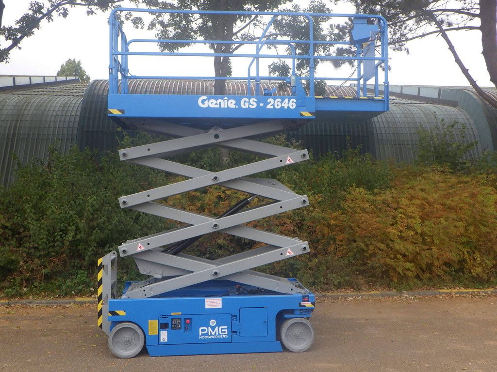 Genie GS-2646 Electric Scissor Lift 9.92m 2014