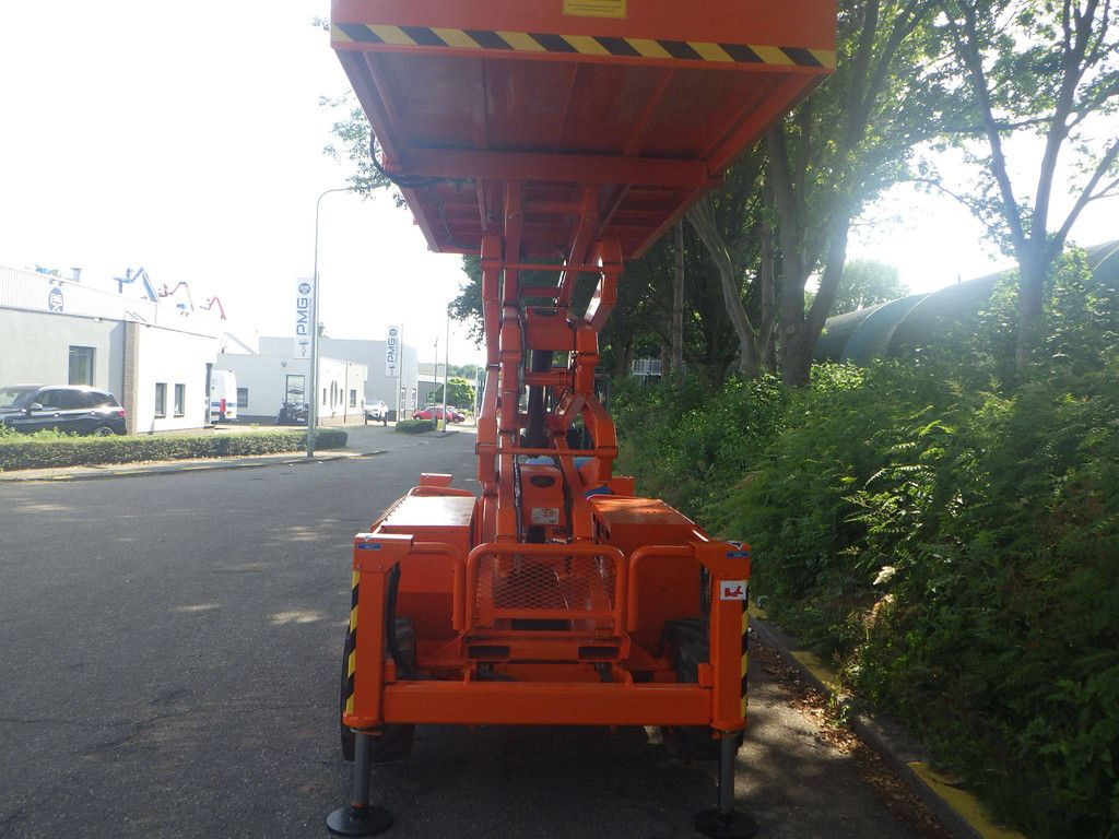 Scherenbühne Skyjack SJ6832RT Diesel 11,75m 2016