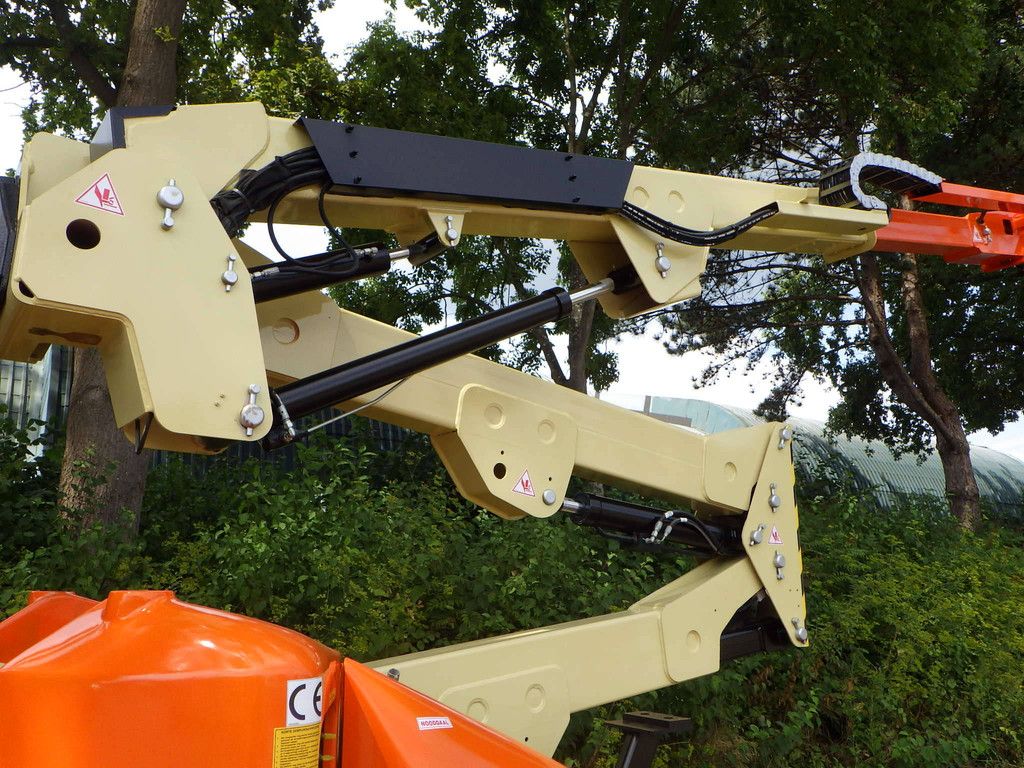 JLG E400AJPN Elektrische Gelenkteleskoparbeitsbühne 14,19 m 2014