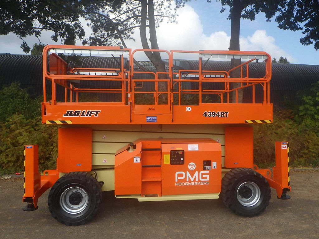 JLG 4394RT Diesel Scissor Lift 15.11m 2016