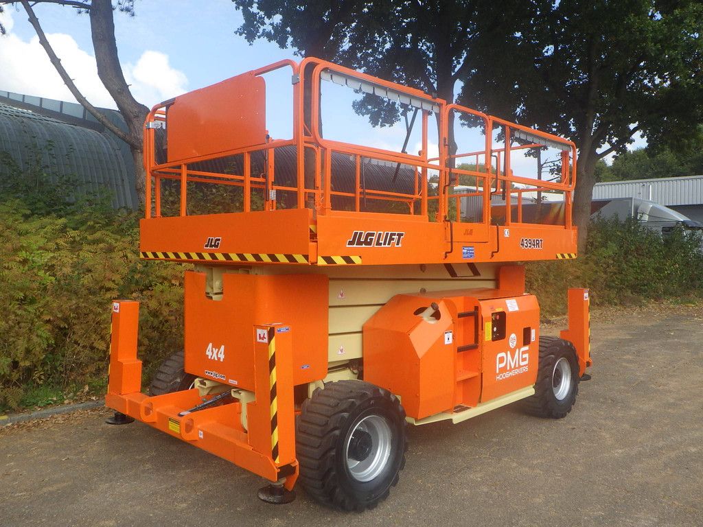 JLG 4394RT Diesel Scissor Lift 15.11m 2016
