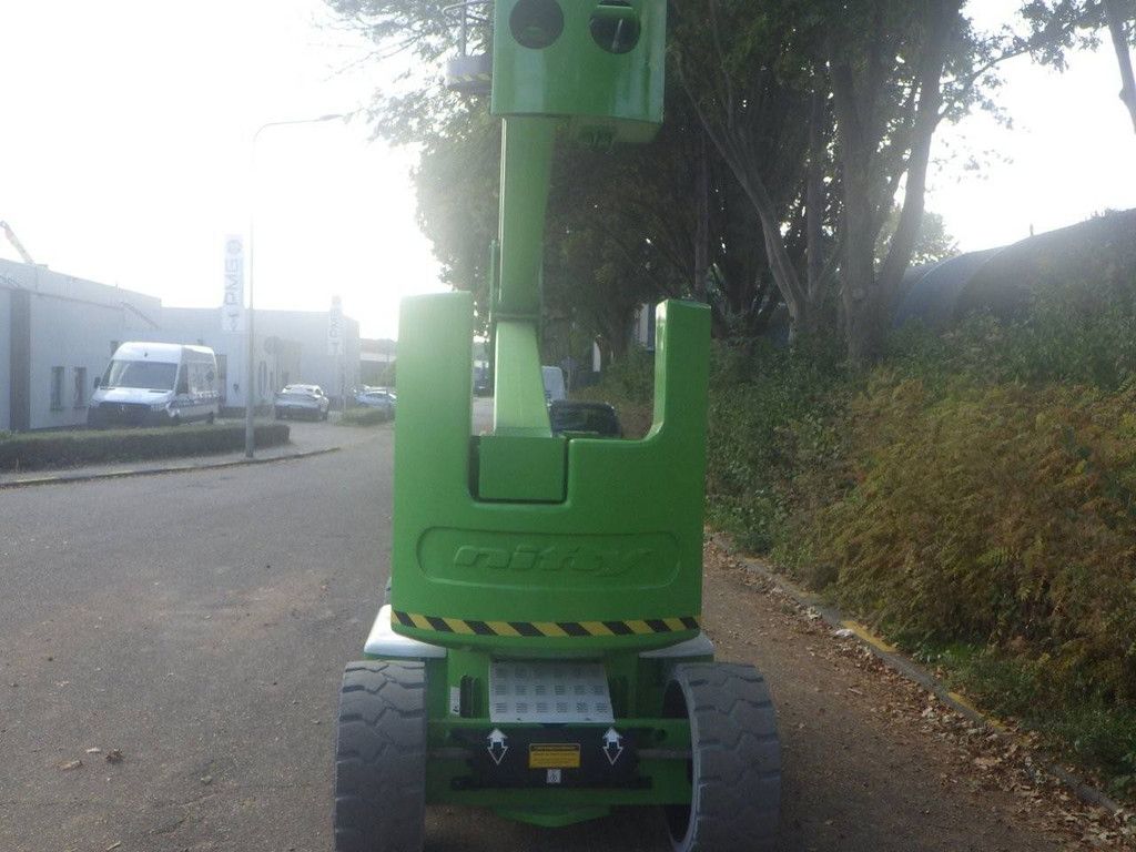 Nifty HR17NE Elektrische Gelenkteleskoparbeitsbühne 17 m 2012