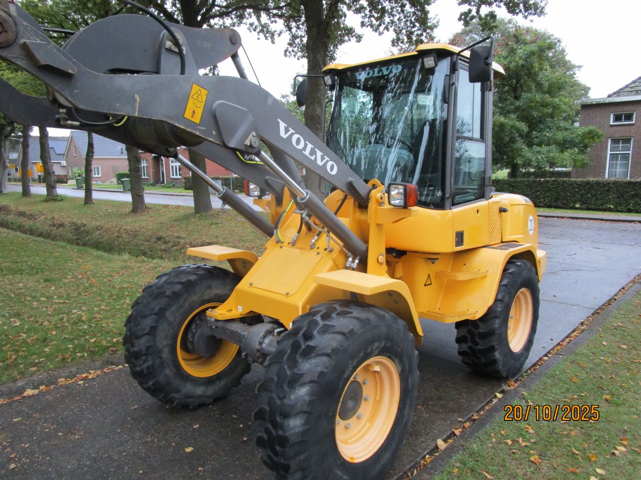 Volvo l30g 35 atlas liebherr 3000 uren bj 2015