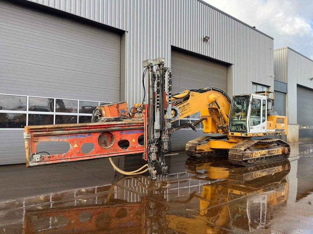 Liebherr R922 HDSL Wimmer Drill