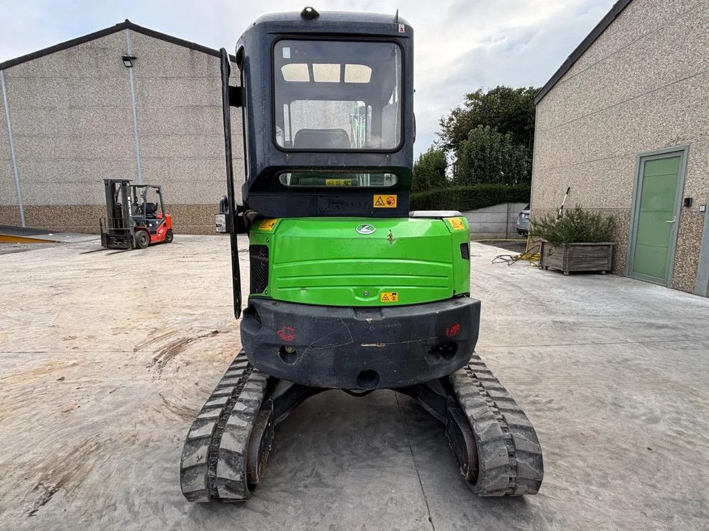 Kubota U35-3