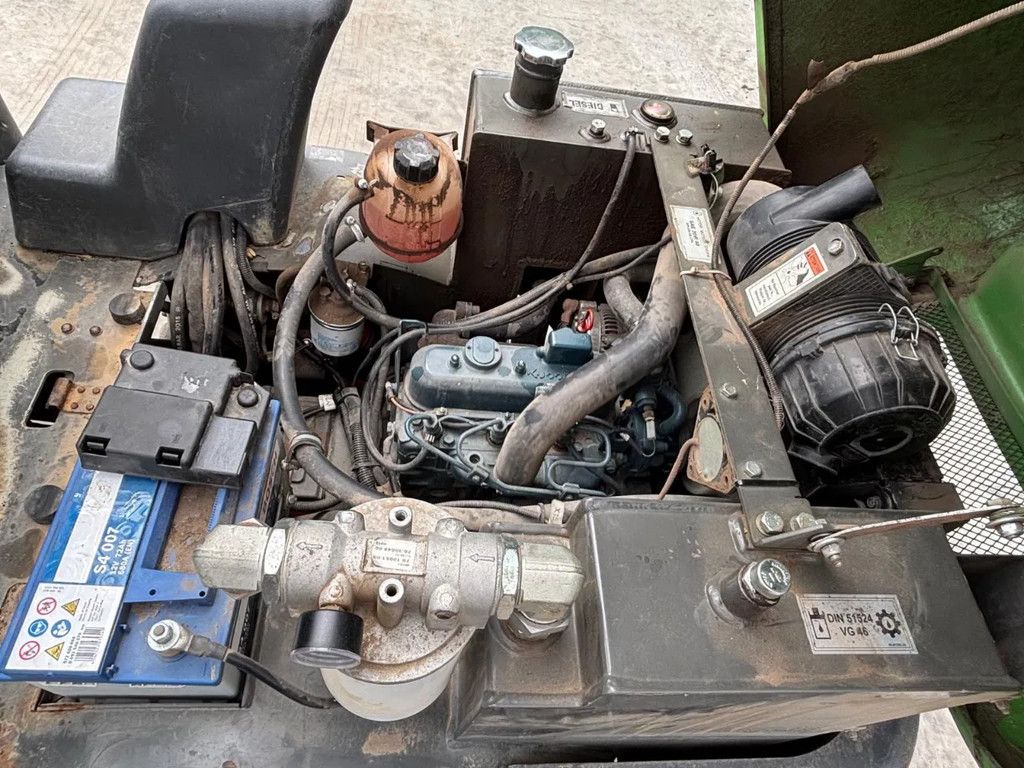 Ausa D120AHA