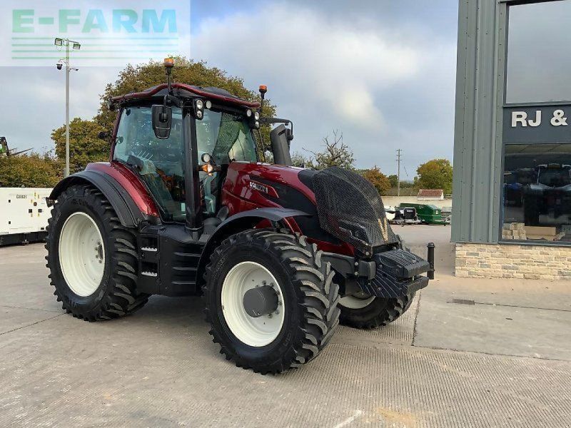 Valtra t235 active twin track reverse drive Active