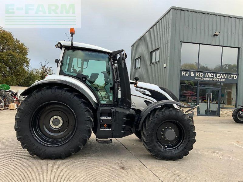 Valtra t235 versu  (st24702) Versu