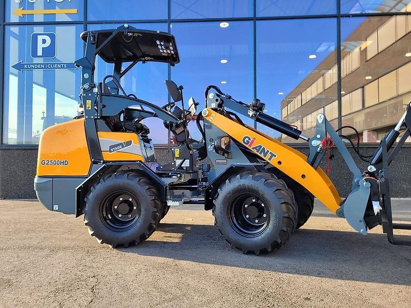 Giant 2500 HD