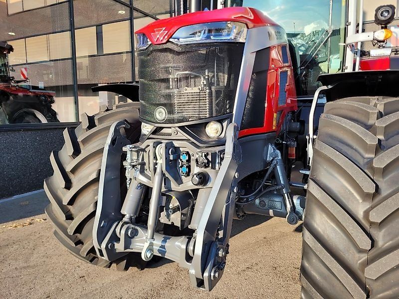 Massey Ferguson 8S 305