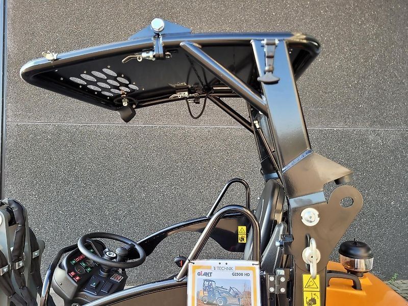 Giant 2300