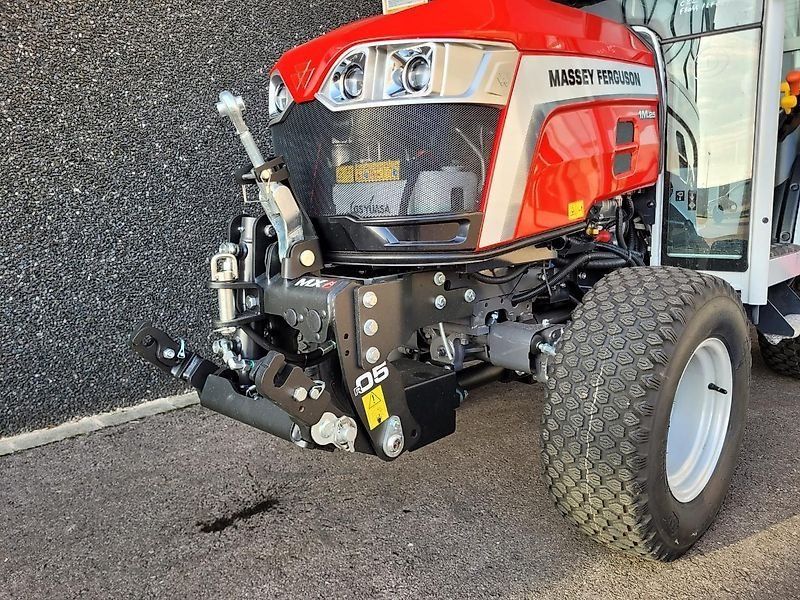 Massey Ferguson 1M 25
