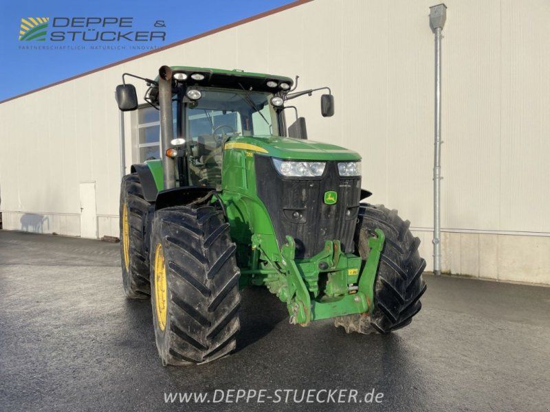 John Deere 7215R mit Zwillingsrädern