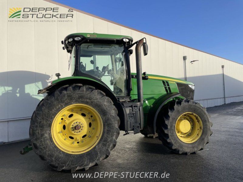 John Deere 7215R mit Zwillingsrädern