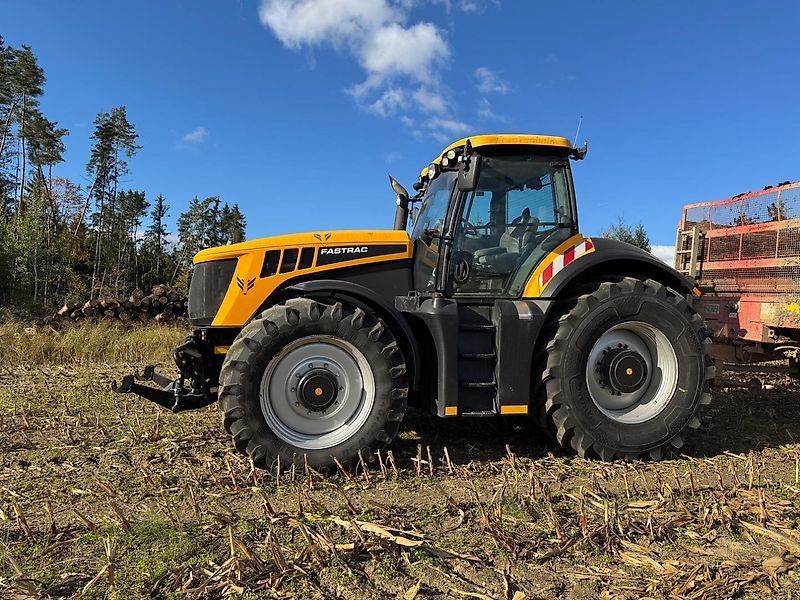 JCB Fastrac 8310