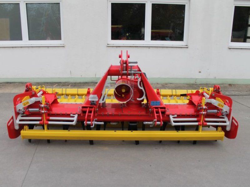 Pöttinger LION 303