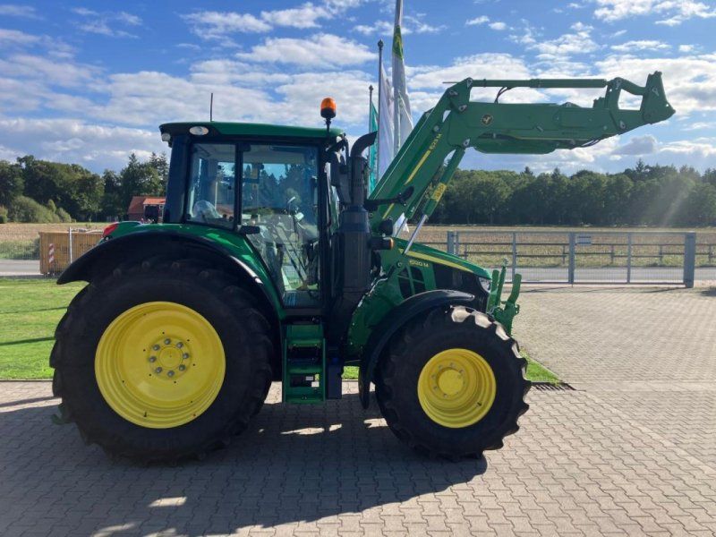 John Deere 6120M