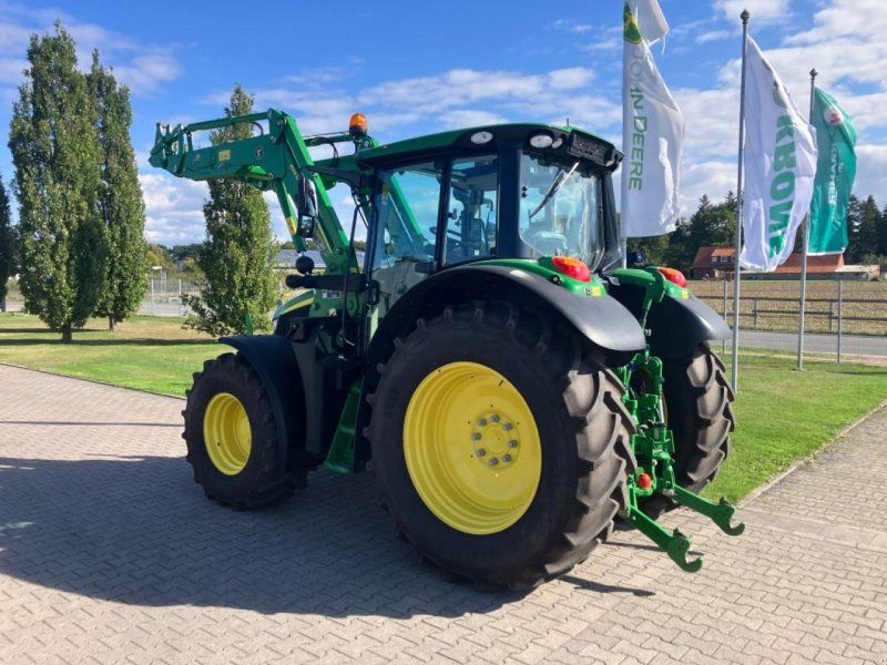 John Deere 6120M