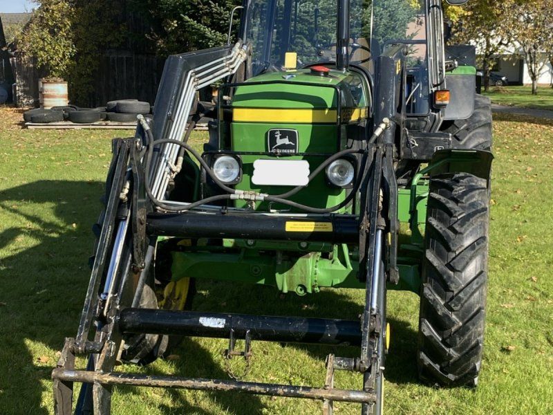 John Deere 2250