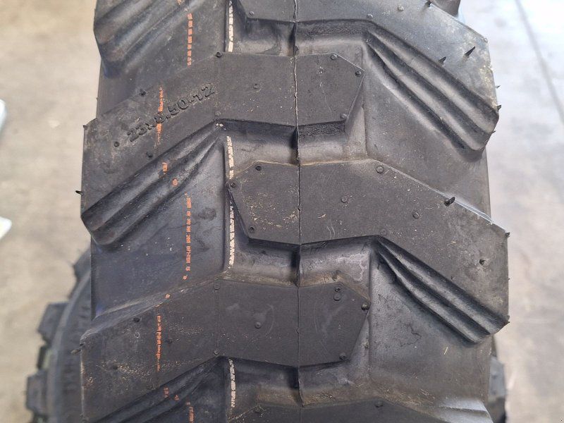 BKT 23x8.50-12 SKID