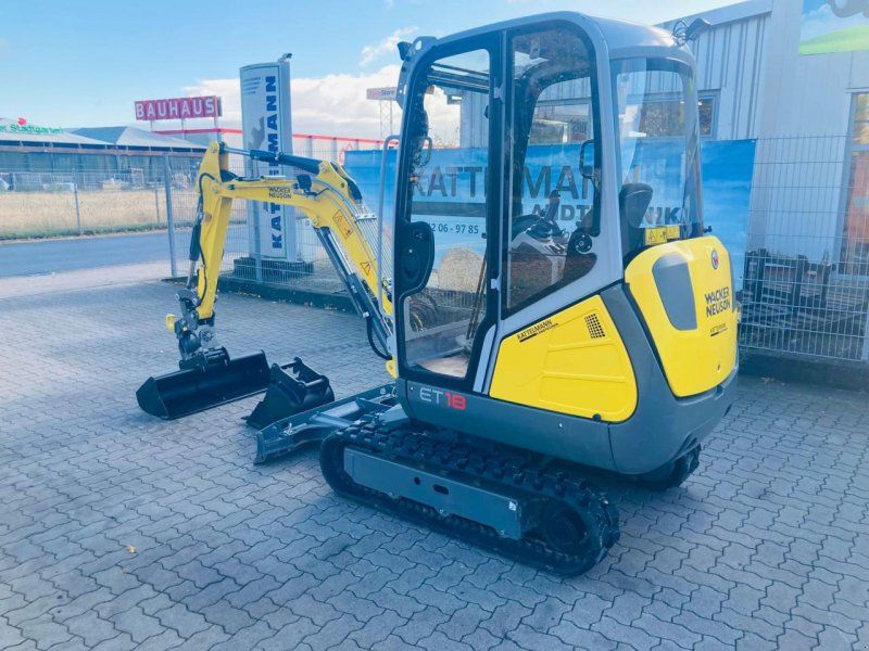 Wacker Neuson ET 18 mit Powertilt